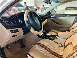 كيا كادينزا